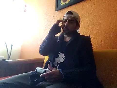 Snapshot of Angel_Coronel chatting on 11, 1, 2025 Angel Coronel online show from 11, 1, 2025