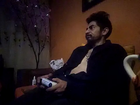 Snapshot of Angel_Coronel chatting on 15, 1, 2025 Angel Coronel online show from 15, 1, 2025