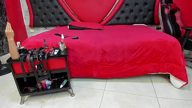 Snapshot of JAYLEN_BDSM chatting on 12, 5, 2026 JAYLEN BDSM online show from 12, 5, 2026