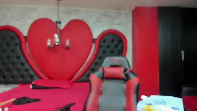 Snapshot of JAYLEN_BDSM chatting on 19, 5, 2026 JAYLEN BDSM online show from 19, 5, 2026