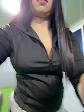 Snapshot of VAL_PRINCESS chatting on 7, 8, 2026 VAL PRINCESS online show from 7, 8, 2026