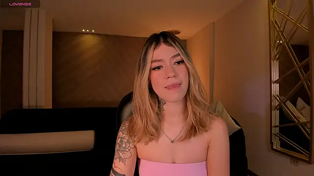 ViolettHansson online show from 10, 1, 2026