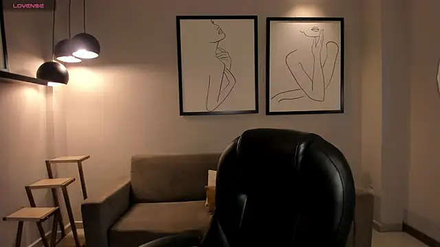 Snapshot of AliceHarper_ chatting on 29, 10, 2025 AliceHarper online show from 29, 10, 2025