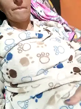 Divalive 28 online show from 4, 3, 2025