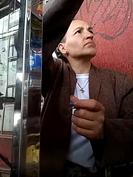 Divalive 28 online show from 11, 11, 2025