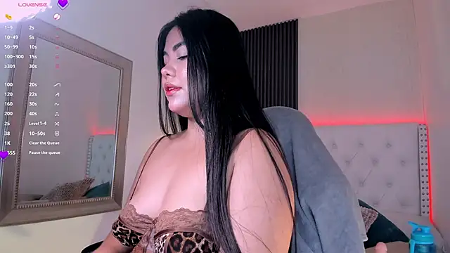 Snapshot of aliscollins_ chatting on 9, 6, 2026 aliscollins online show from 9, 6, 2026