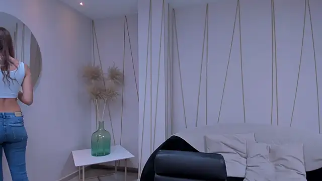 AnaisNin online show from 13, 4, 2026