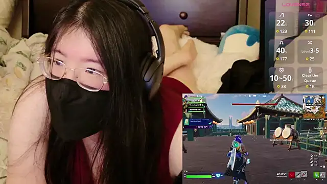 Snapshot of Kara-Nuna chatting on 7, 12, 2024 Kara-Nuna online show from 7, 12, 2024