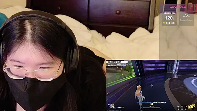 Snapshot of Kara-Nuna chatting on 26, 1, 2025 Kara-Nuna online show from 26, 1, 2025