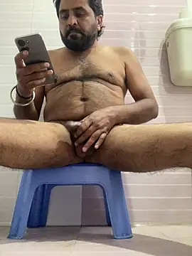 Snapshot of Daddy_inurhouse chatting on 15, 4, 2026 Daddy inurhouse online show from 15, 4, 2026