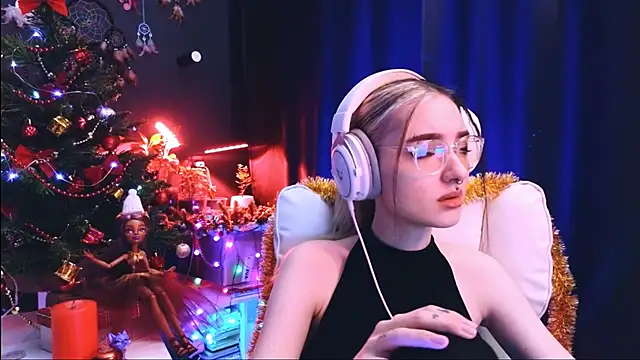 Avi Nile online show from 20, 12, 2024