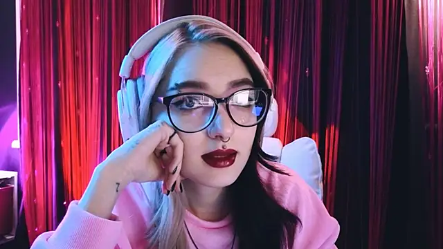 Avi Nile online show from 15, 2, 2025