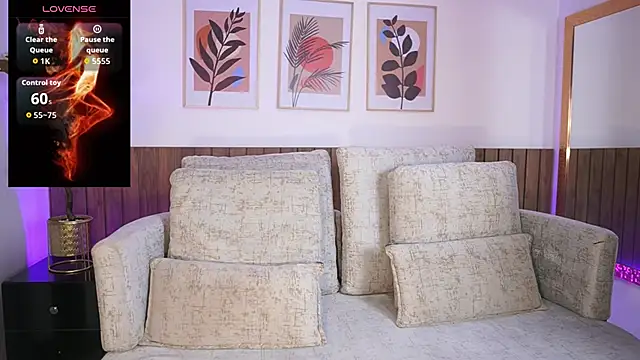 Zarawilliams online show from 3, 11, 2025