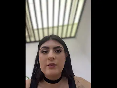 Snapshot of IrisBaker chatting on 25, 5, 2026 IrisBaker online show from 25, 5, 2026