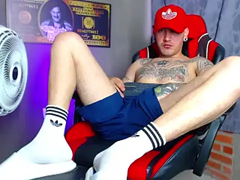 Snapshot of smoker445 chatting on 19, 2, 2025 smoker445 online show from 19, 2, 2025