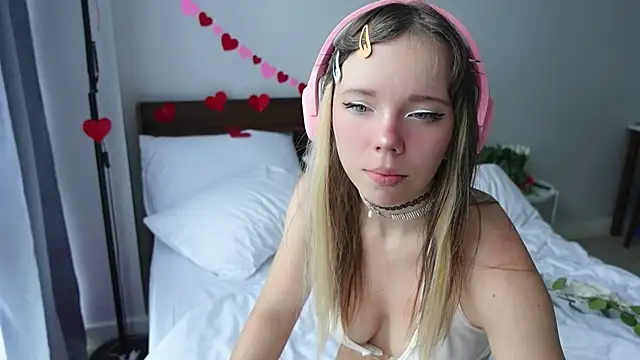 Ayra Lust online show from 14, 2, 2025