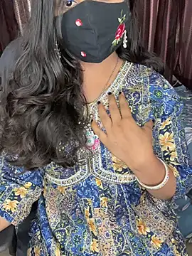 Snapshot of Tanvi-patil chatting on 23, 12, 2024 Tanvi-patil online show from 23, 12, 2024