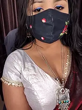 Snapshot of Tanvi-patil chatting on 30, 11, 2025 Tanvi-patil online show from 30, 11, 2025