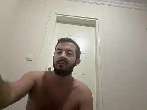 laynufff online show from 28, 6, 2026
