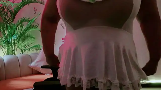 Gracefulgoddess online show from 17, 4, 2026