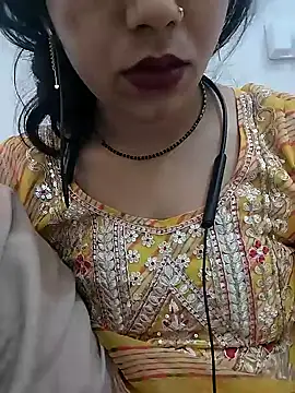 Snapshot of Simaran_bhabhi chatting on 2, 6, 2026 Simaran bhabhi online show from 2, 6, 2026