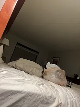 1BeautyN1Beast online show from 11, 11, 2025