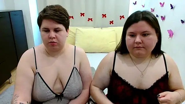 BeckyAndHellen online show from 15, 10, 2025