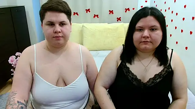 BeckyAndHellen online show from 6, 11, 2025