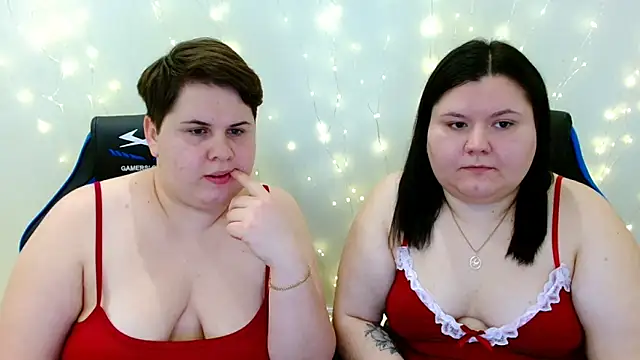 BeckyAndHellen online show from 17, 12, 2025