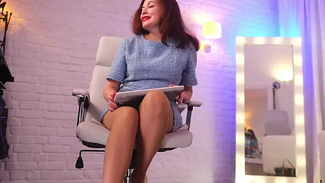 Snapshot of Nylon_Legs chatting on 18, 1, 2026 Nylon Legs online show from 18, 1, 2026