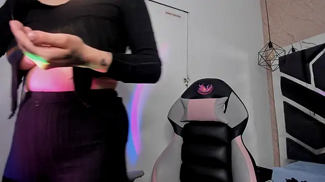 Snapshot of _Lixth_ chatting on 10, 12, 2024 Lixth online show from 10, 12, 2024