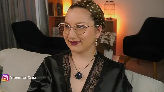 Ximenna Cruz online show from 13, 3, 2026