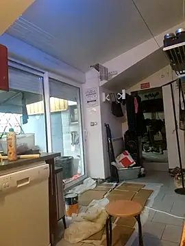 Snapshot of RomWoolf chatting on 4, 2, 2025 RomWoolf online show from 4, 2, 2025