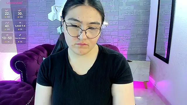 Snapshot of conniejames_m chatting on 18, 11, 2025 conniejames m online show from 18, 11, 2025