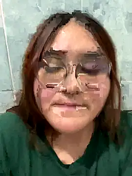 Snapshot of conniejames_m chatting on 21, 11, 2025 conniejames m online show from 21, 11, 2025