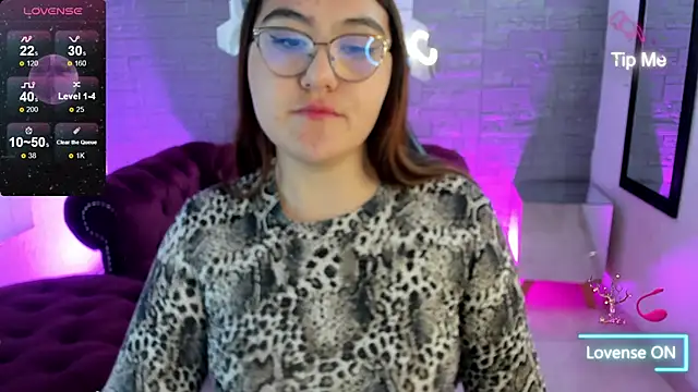 Snapshot of conniejames_m chatting on 22, 11, 2025 conniejames m online show from 22, 11, 2025