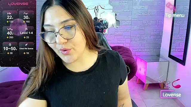 Snapshot of conniejames_m chatting on 1, 12, 2025 conniejames m online show from 1, 12, 2025