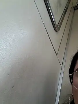 atenealovve 77 online show from 4, 2, 2026