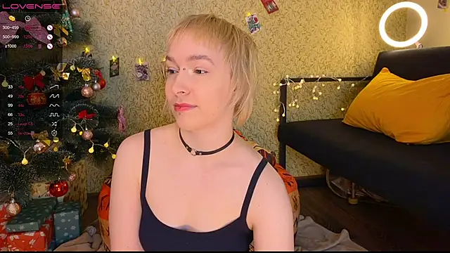 Snapshot of EmmyAmbros chatting on 24, 1, 2025 EmmyAmbros online show from 24, 1, 2025