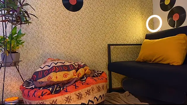 Snapshot of EmmyAmbros chatting on 22, 2, 2025 EmmyAmbros online show from 22, 2, 2025