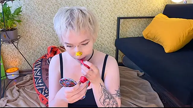 Snapshot of EmmyAmbros chatting on 22, 3, 2025 EmmyAmbros online show from 22, 3, 2025