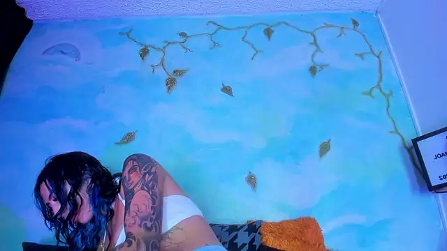 SaturnooStonee online show from 11, 4, 2026