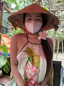 BabyThree  online show from 14, 1, 2025