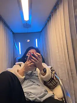 BabyThree  online show from 17, 1, 2025