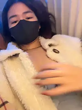 BabyThree  online show from 17, 1, 2025