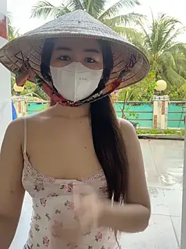 BabyThree  online show from 19, 2, 2025