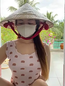 BabyThree  online show from 26, 10, 2025