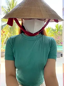 BabyThree  online show from 9, 1, 2026