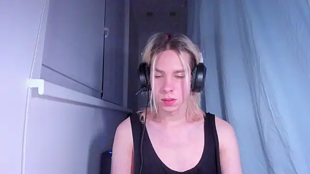 Snapshot of matt_spark chatting on 25, 2, 2025 matt spark online show from 25, 2, 2025