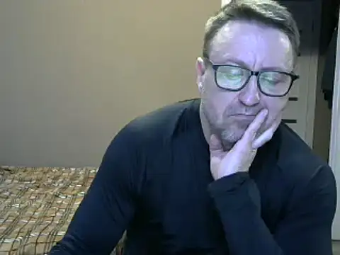 Snapshot of HarrySnake chatting on 15, 12, 2024 HarrySnake online show from 15, 12, 2024